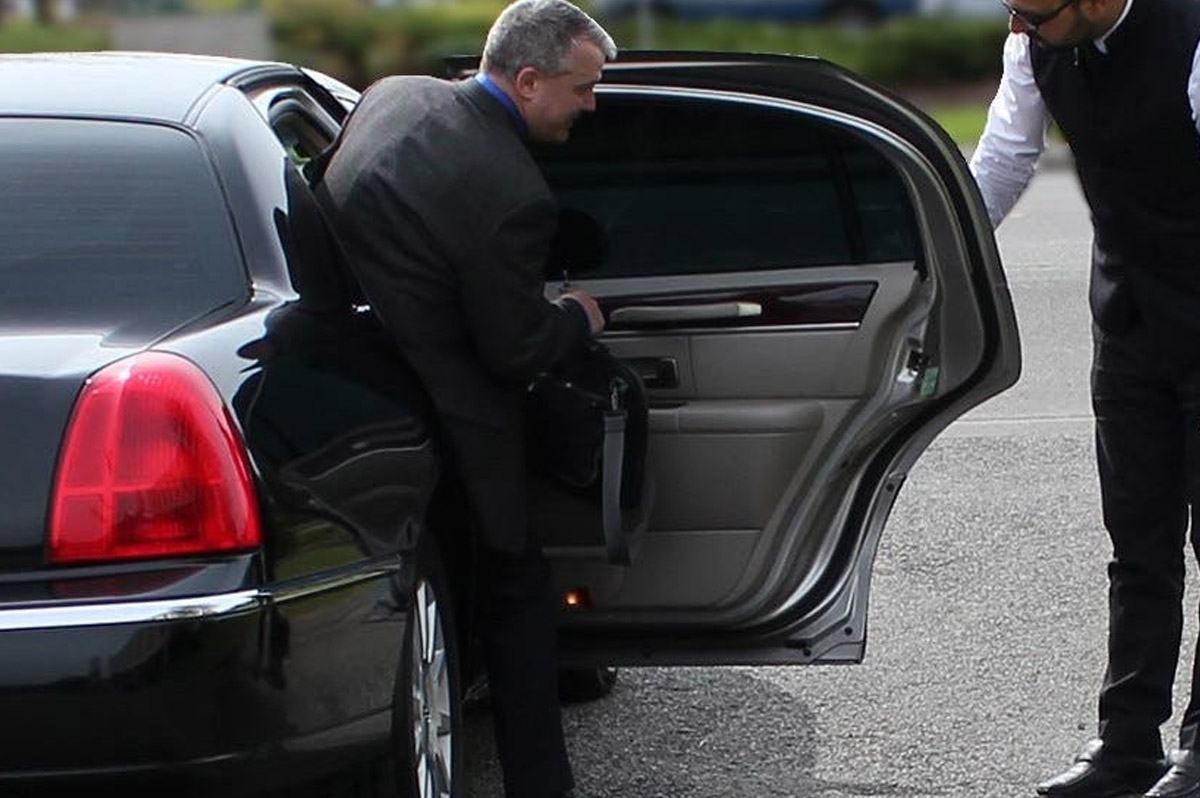 College Students’ Guide to Airport Transportation in CT